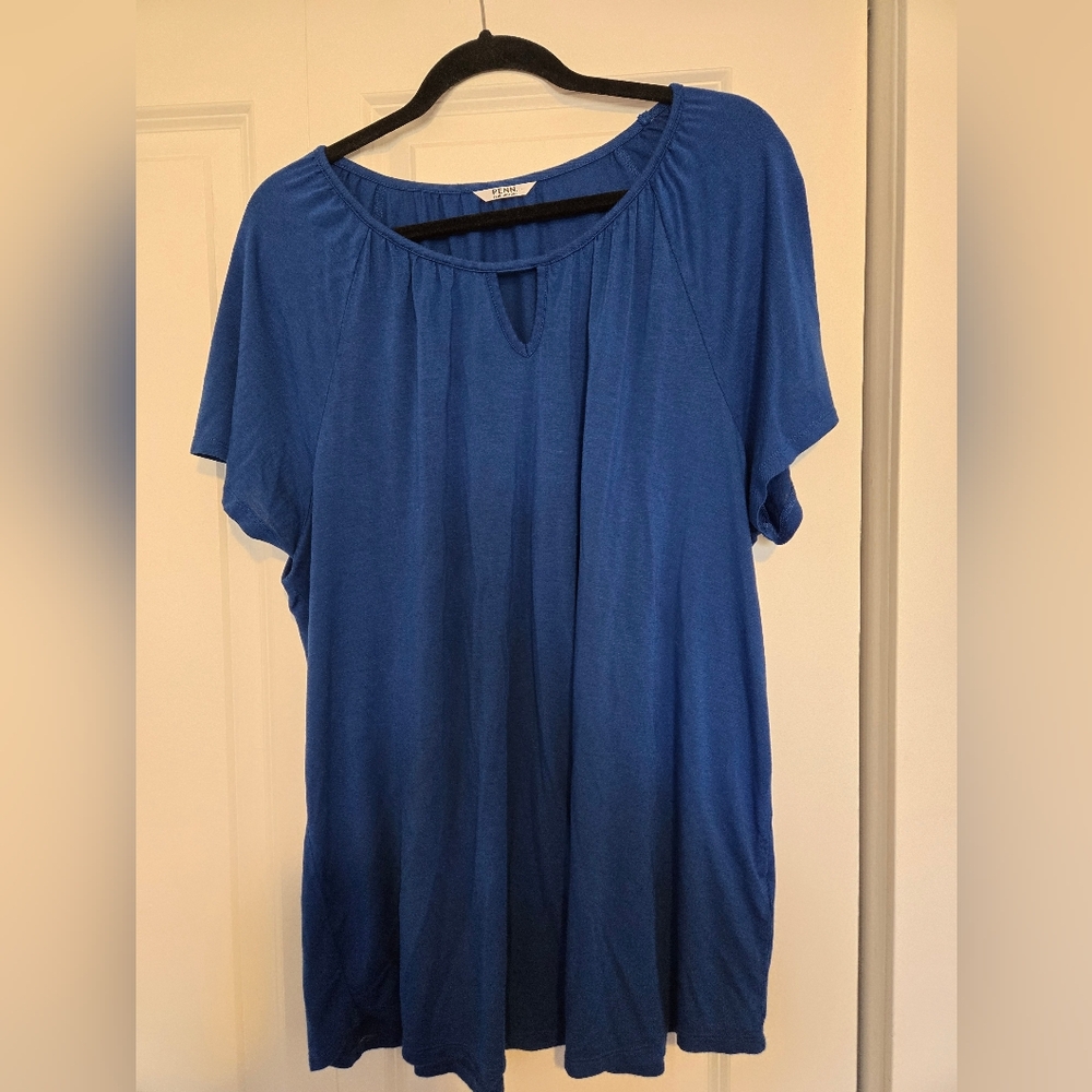 Penningtons flowy blue knit top, size 1x